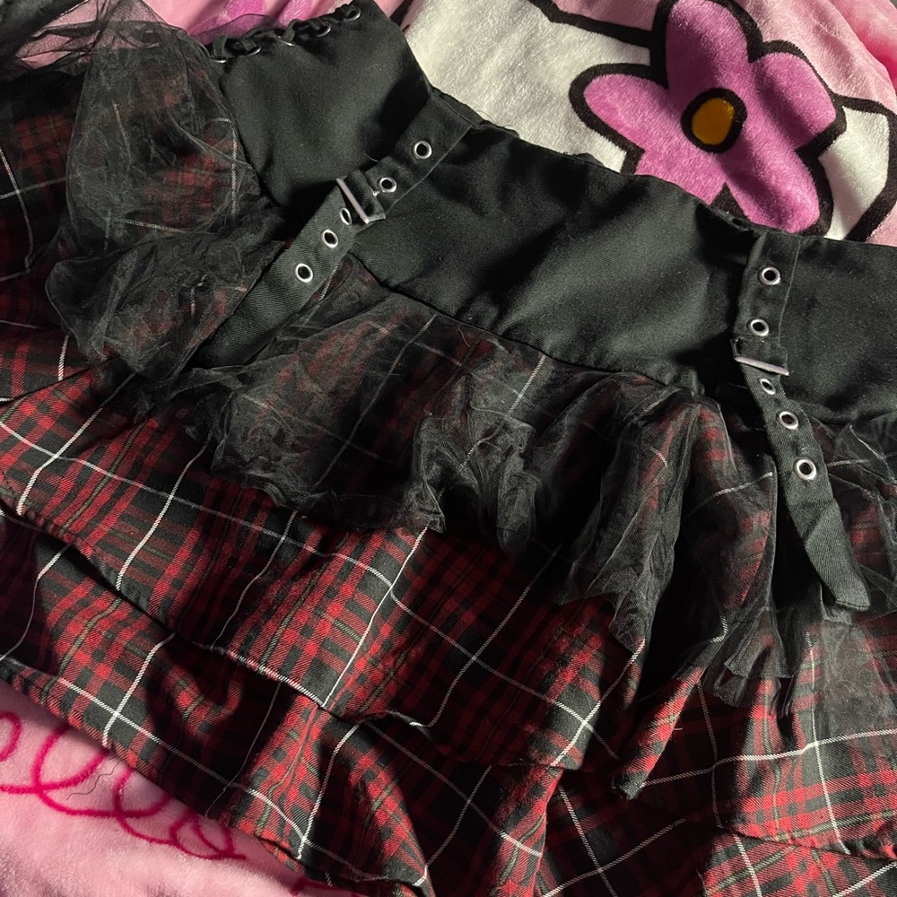 HotTopic Plaid pink skirt size XL